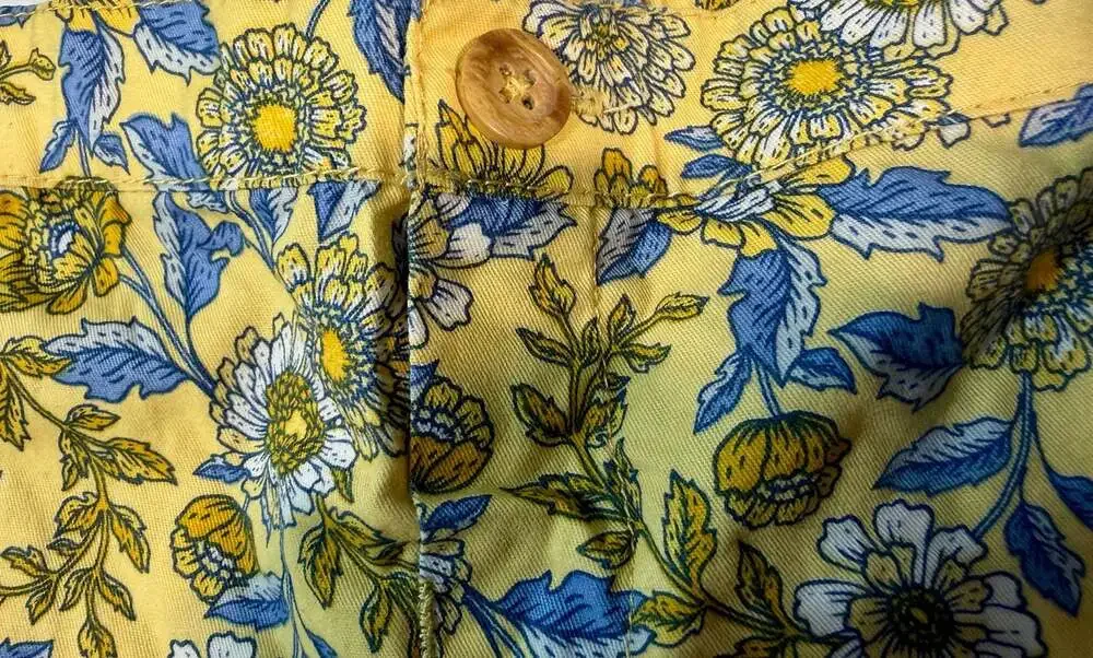 Girls 100% Cotton Yellow Floral Print Utility Shorts, Size 3T